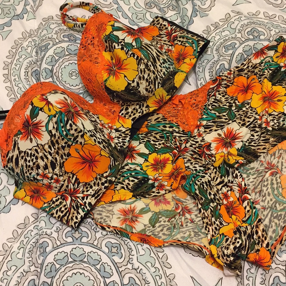Cacique Bra and panties